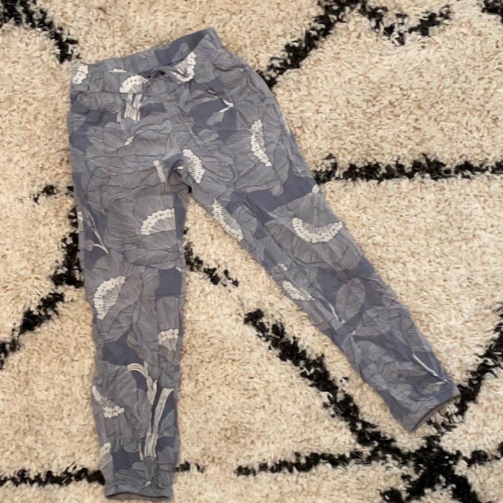 Gap Kids thin floral print viscose joggers